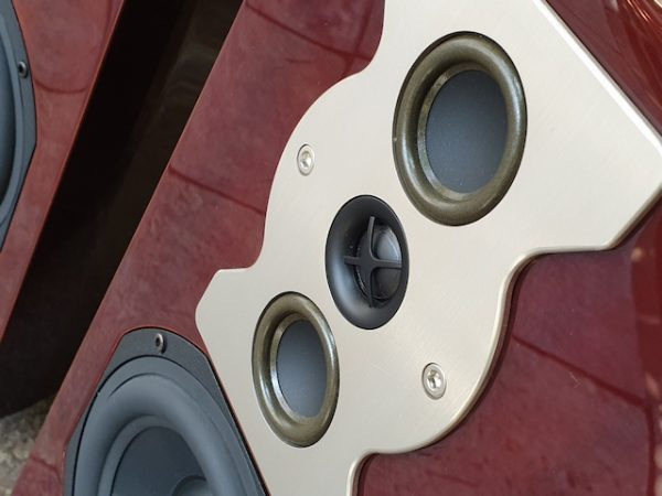 Mcintosh Xr50 Speakers A Wonderful Pairing Audiofi Net
